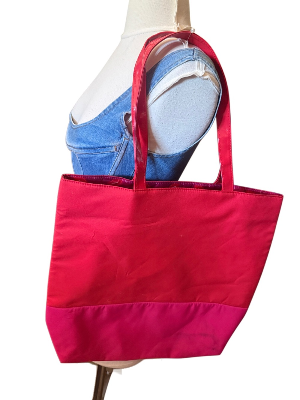 Limited edition Lancôme large Two-Tone Red and Pink Tote Bag flamingo lining 17”